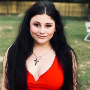 Meet your Posher, Kellie